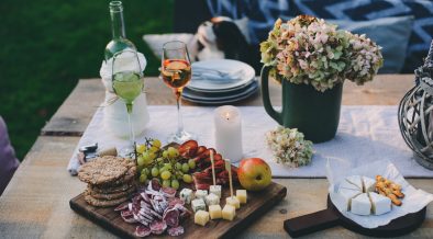 How to Host a Summer Soiree, According to Westchester Pros - Vimarsana News