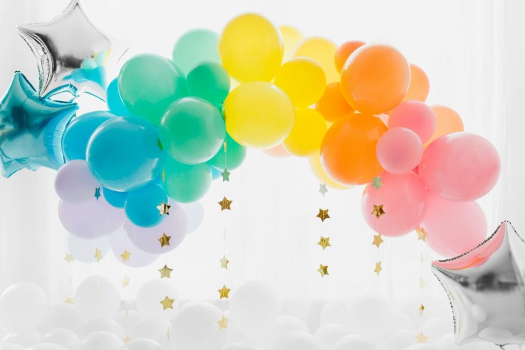 Balloon arch