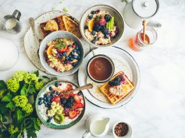 Brunch food near train stations in Westchester