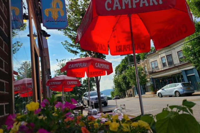 Spring Outdoor Dining in Westchester County