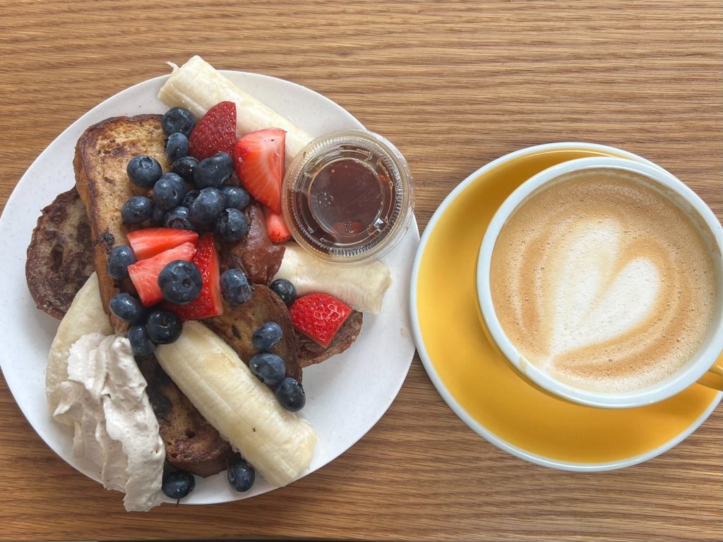 French toast with latte