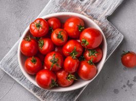 Fresh tomatoes