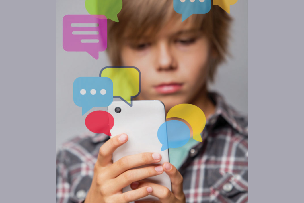 How to Protect Your Kids in Group Chats